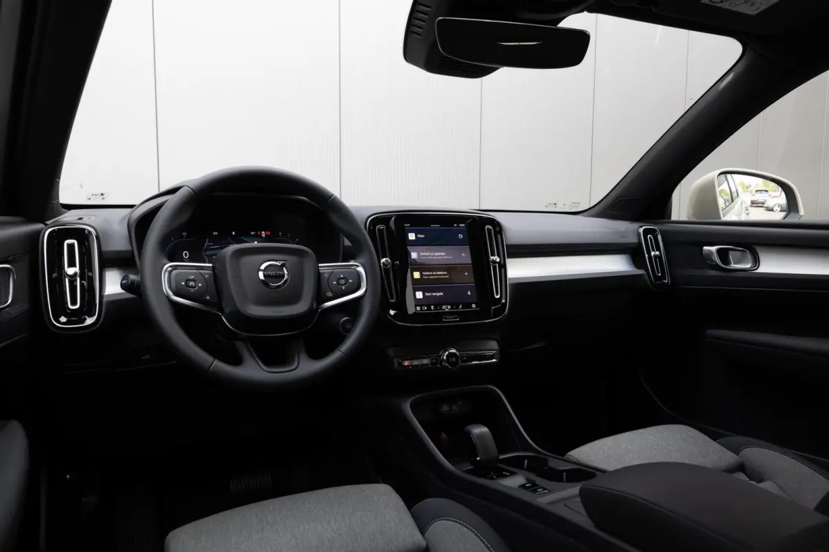 B3 Core Mild Hybrid | Keyless | LED | Camera