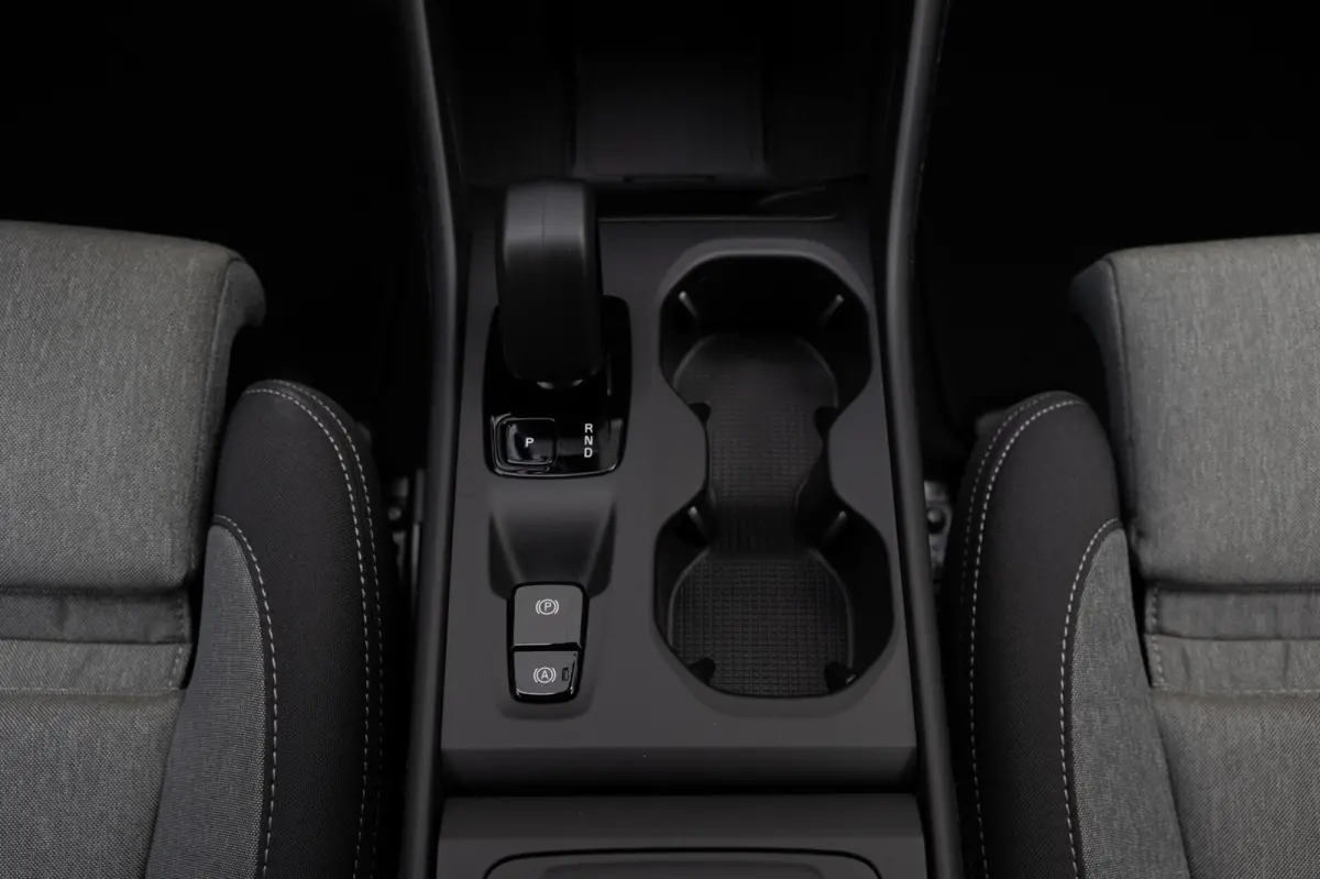 B3 Core Mild Hybrid | Keyless | LED | Camera