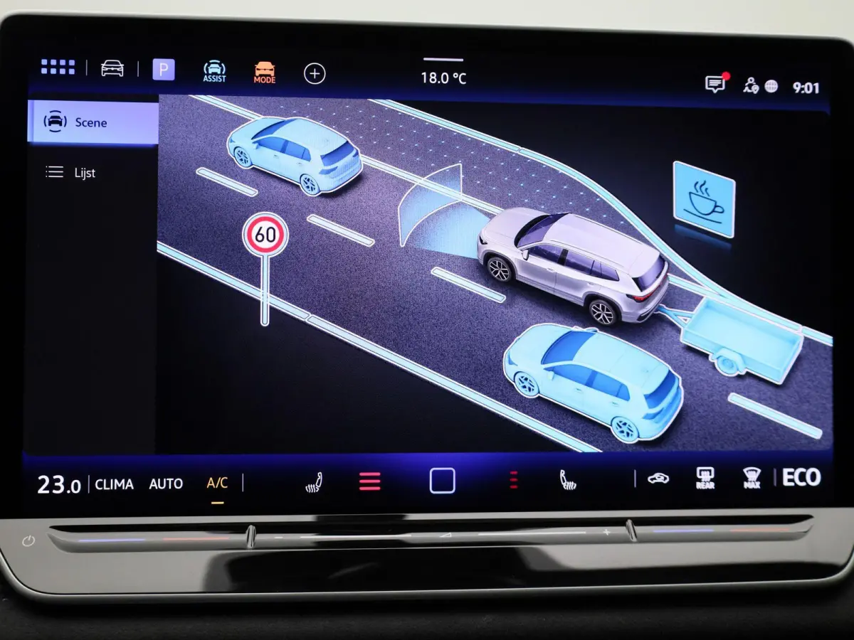1.5 eHybrid R-Line Edition 272 PK| SoH 100% | Panorama Dak | Trekhaak | Navigatie + (Groot Scherm) | Head-Up Display | Stoelverwarming | Stuurwielverwarming