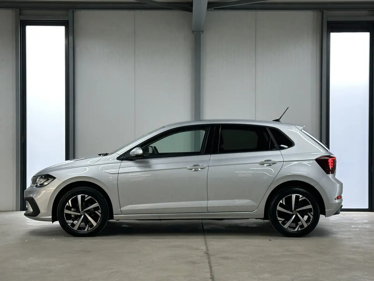 1.0 TSI Life Edition 95 pk Apple | Clima | Carplay/Android Auto| LED | Camera |