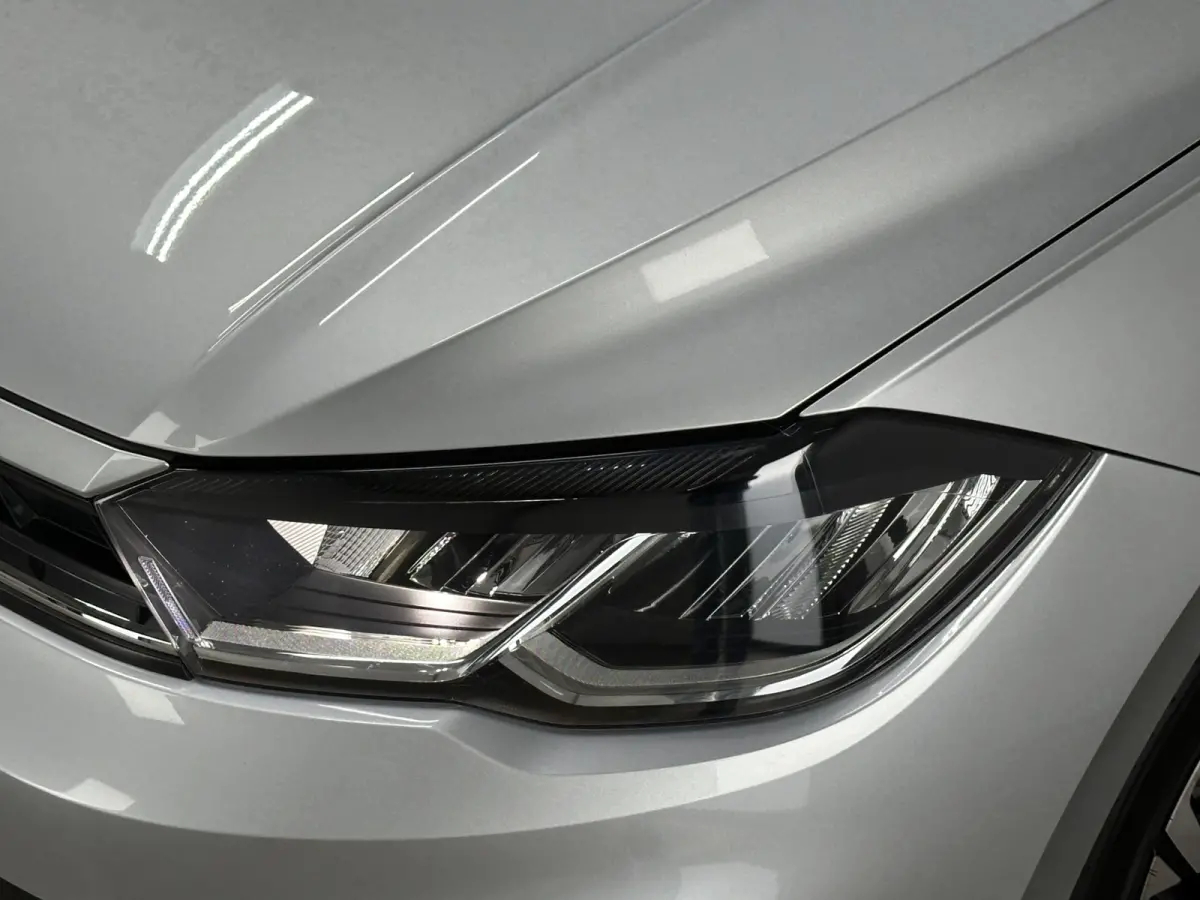 1.0 TSI Life Edition 95 pk Apple | Clima | Carplay/Android Auto| LED | Camera |