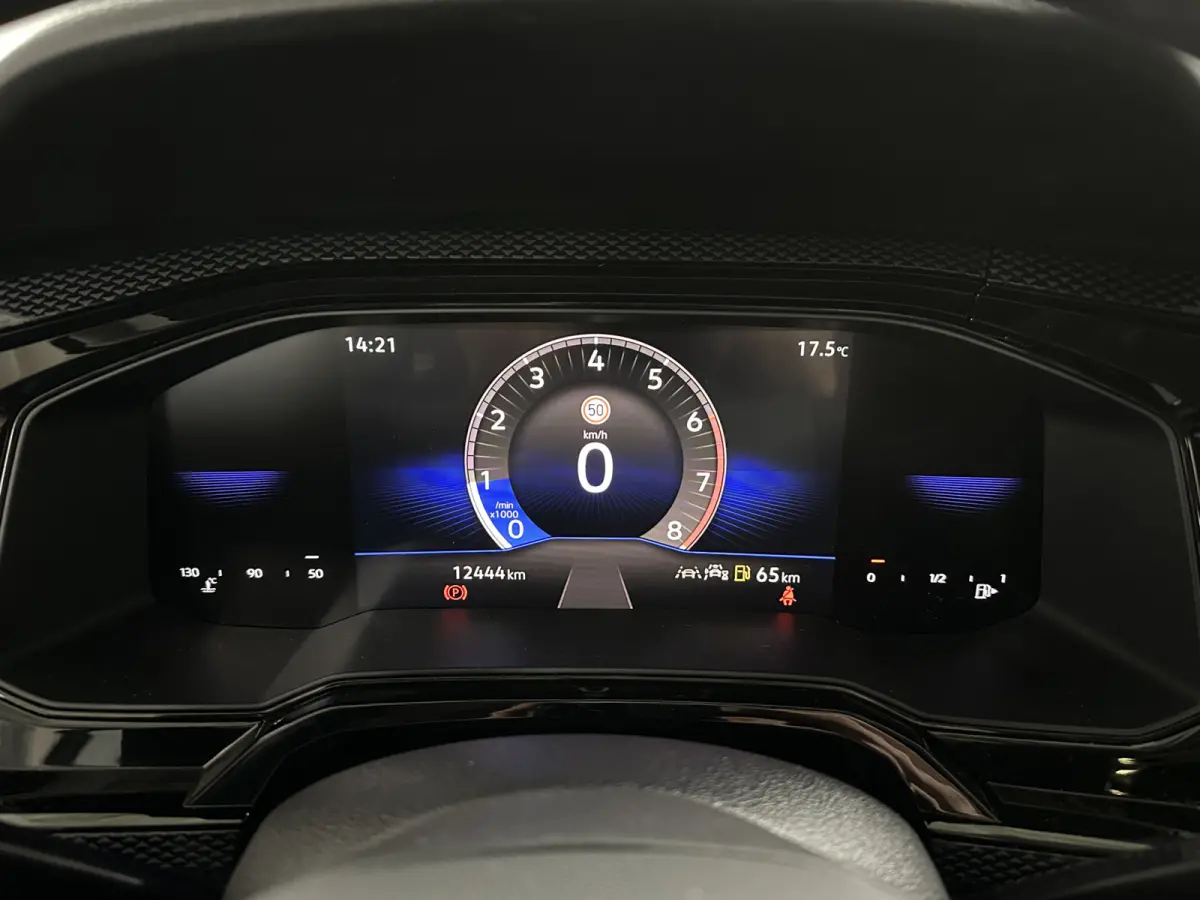 1.0 TSI Life Edition 95 pk Apple | Clima | Carplay/Android Auto| LED | Camera |