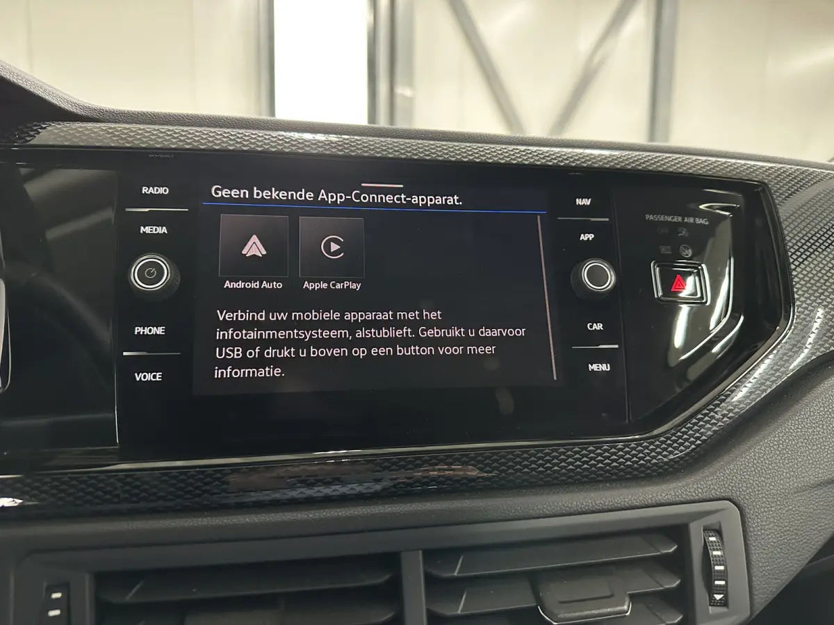 1.0 TSI Life Edition 95 pk Apple | Clima | Carplay/Android Auto| LED | Camera |