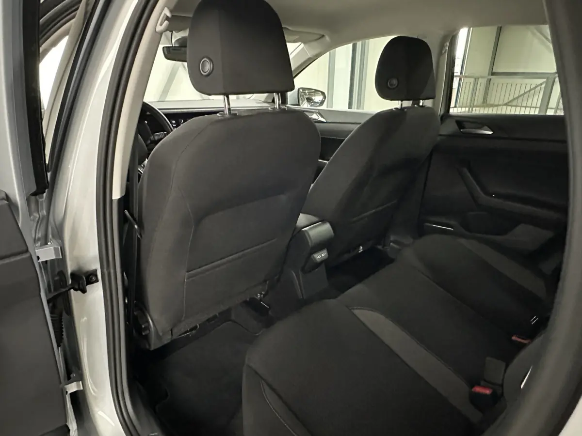 1.0 TSI Life Edition 95 pk Apple | Clima | Carplay/Android Auto| LED | Camera |