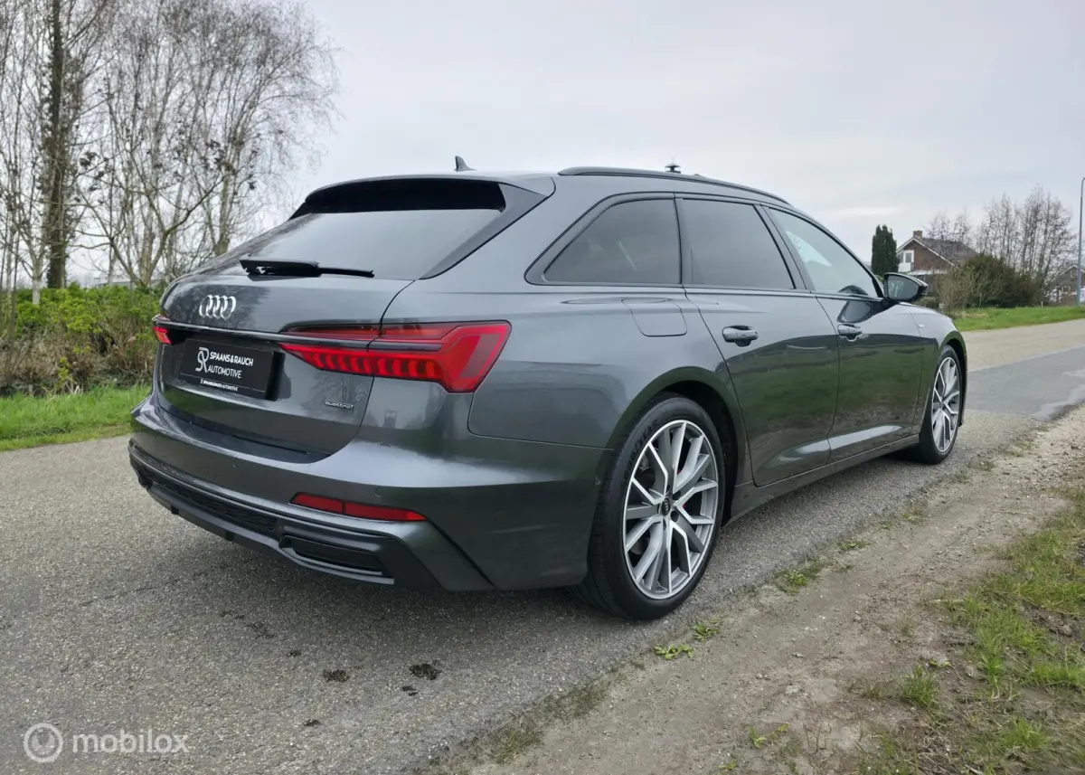 55 TFSI e quattro Pro Line S Competition
