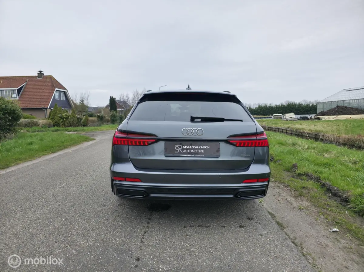 55 TFSI e quattro Pro Line S Competition