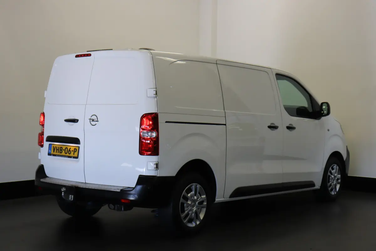 2.0 CDTI 122PK L2 EURO 6 - Airco - Navi - Cruise - €12.900,- Excl.