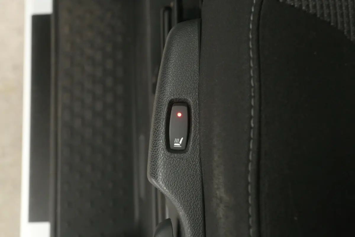 2.0 dCi 145PK L2H1 | Automaat | Airco | Cruise | Camera | 3 Zits | Trekhaak | Stoelverw.