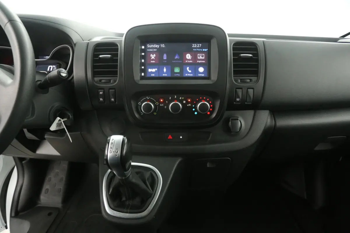 2.0 dCi 145PK L2H1 | Automaat | Airco | Cruise | Camera | 3 Zits | Trekhaak | Stoelverw.