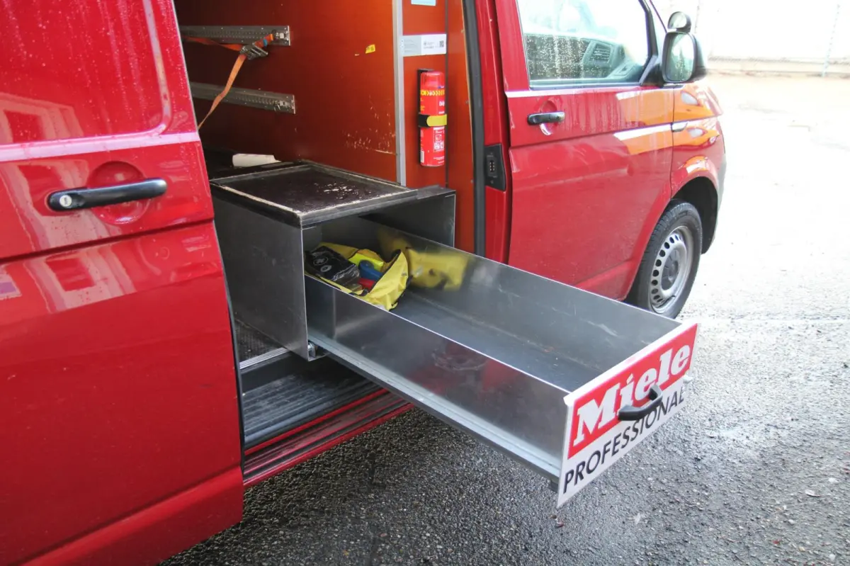 2.0 TDI L1H1 Comfortline / 150PK Automaat / Klep / inrichting laadruimte
