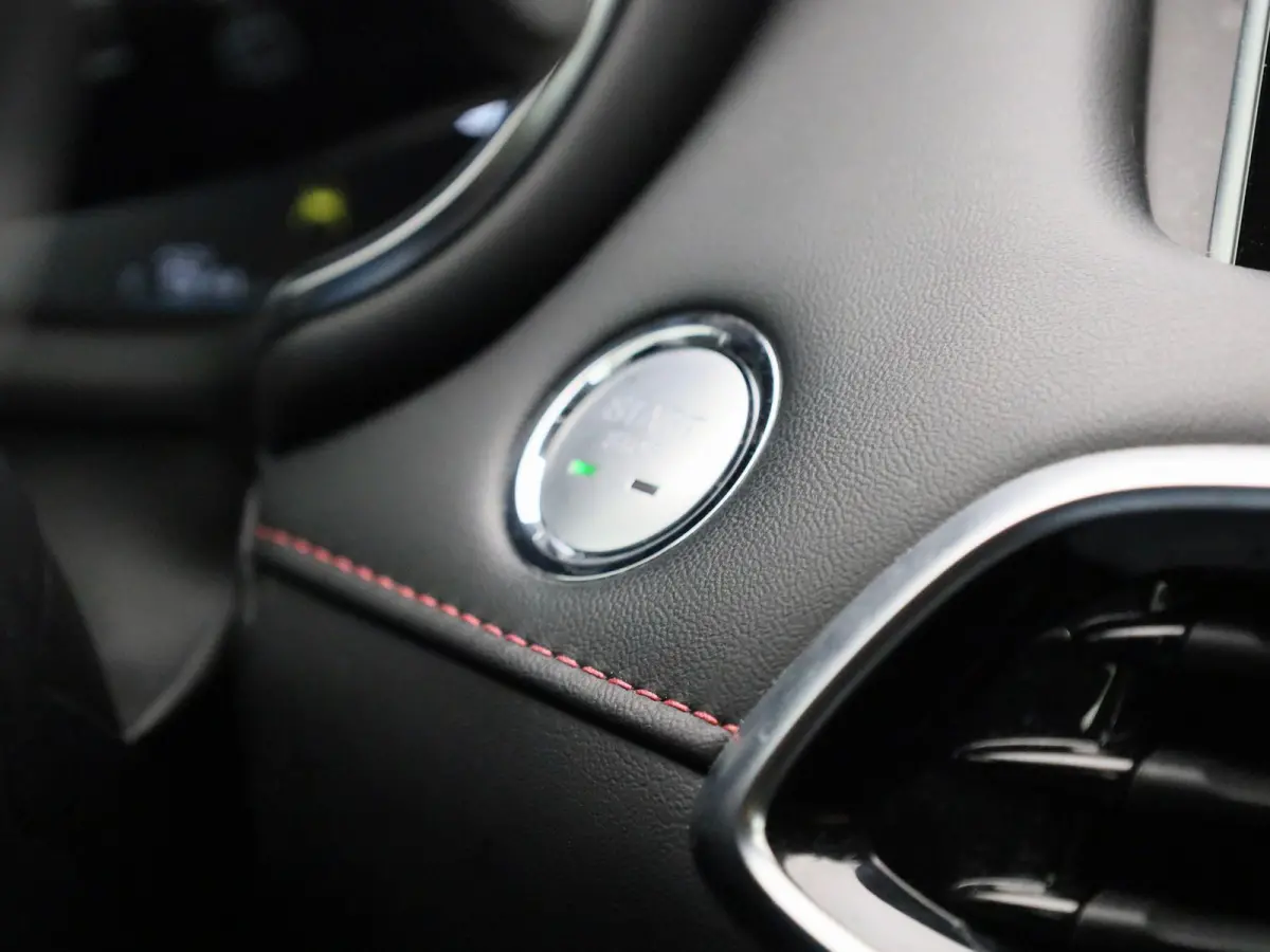 1.5 TGDI Comfort PHEV | CAMERA | NAVIGATIE | LEDER | CLIMATE CONTROL