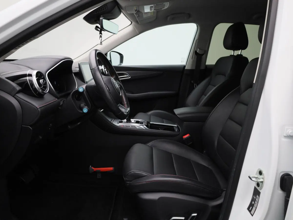 1.5 TGDI Comfort PHEV | CAMERA | NAVIGATIE | LEDER | CLIMATE CONTROL