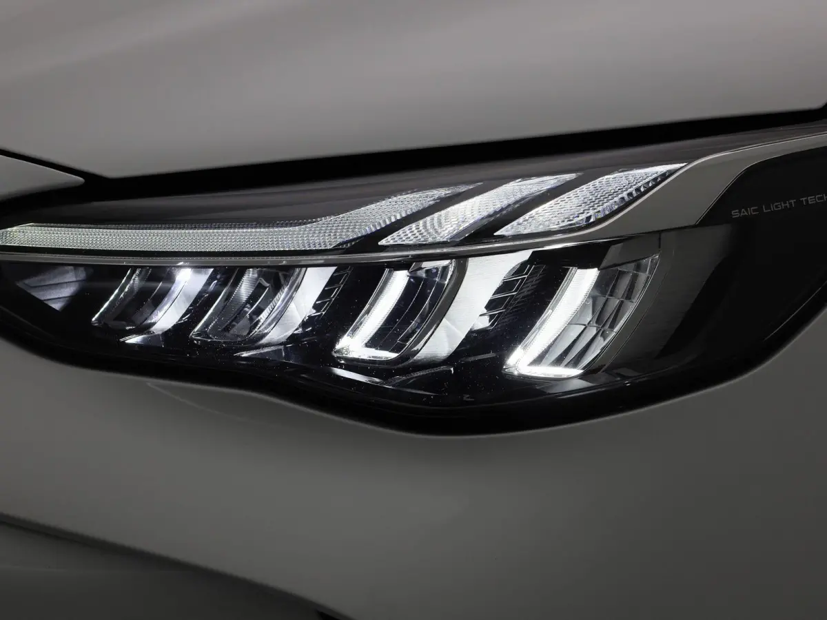 1.5 TGDI Comfort PHEV | CAMERA | NAVIGATIE | LEDER | CLIMATE CONTROL