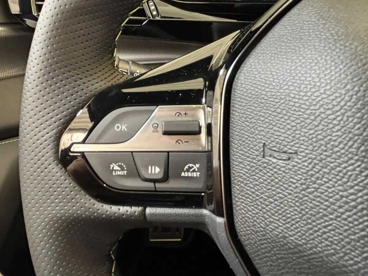 1.2 Hybrid 145 e-DCS6 GT 360 Camera l Elek. verstelbare AGR bestuurdersstoel