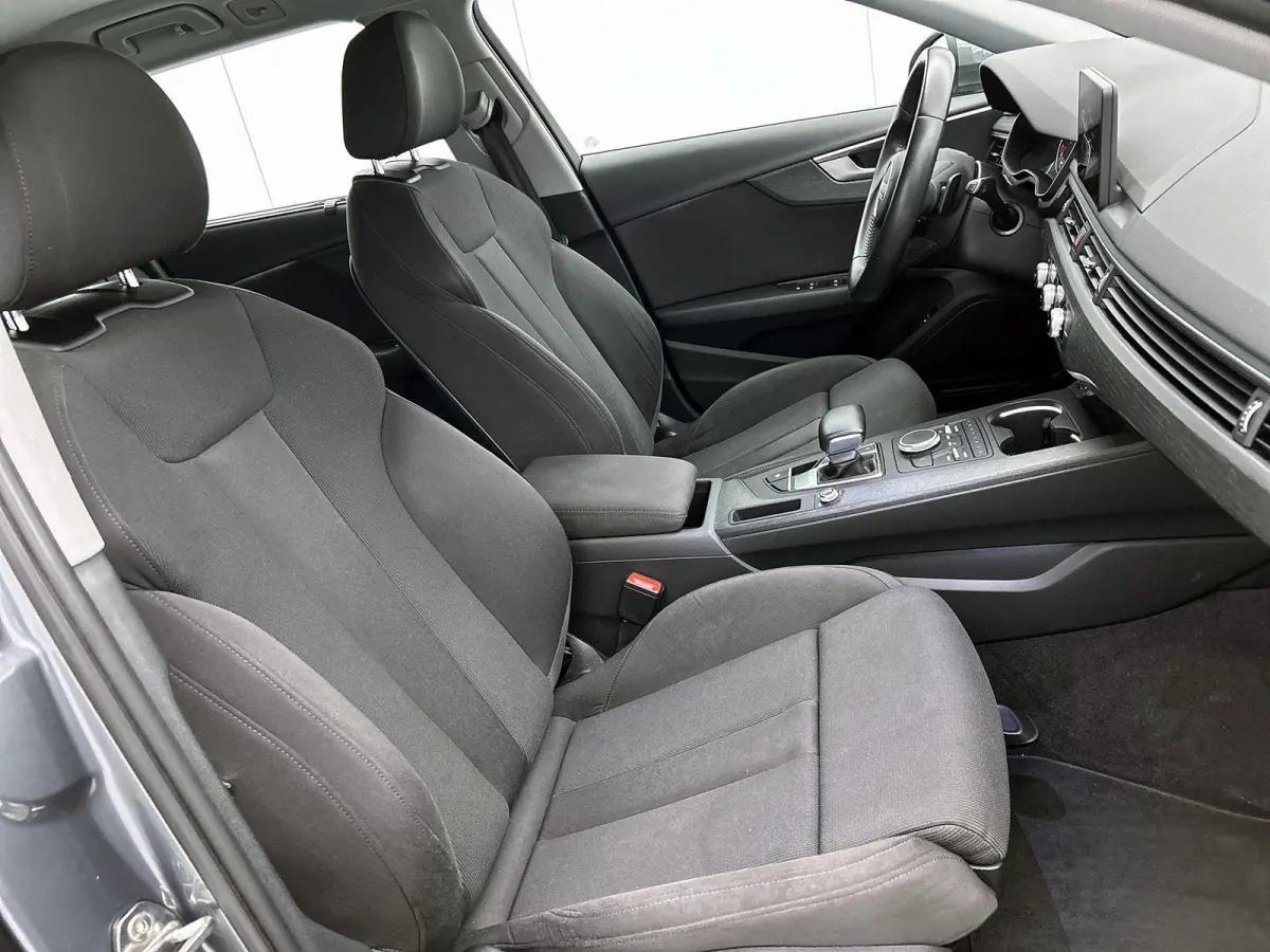 1.4 TFSI Sport S line black edition | Cruise Control | Massagefunctie | Achteruitrijcamera | Airco |