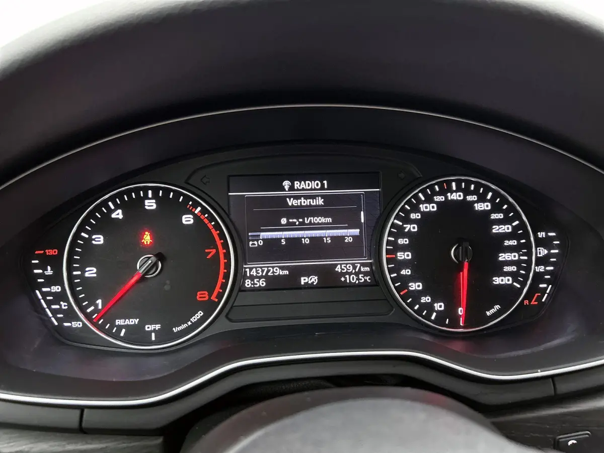 1.4 TFSI Sport S line black edition | Cruise Control | Massagefunctie | Achteruitrijcamera | Airco |