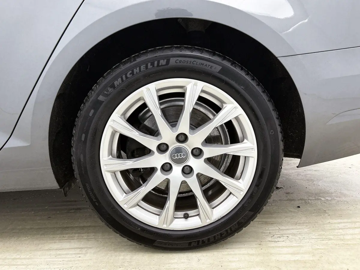 1.4 TFSI Sport S line black edition | Cruise Control | Massagefunctie | Achteruitrijcamera | Airco |