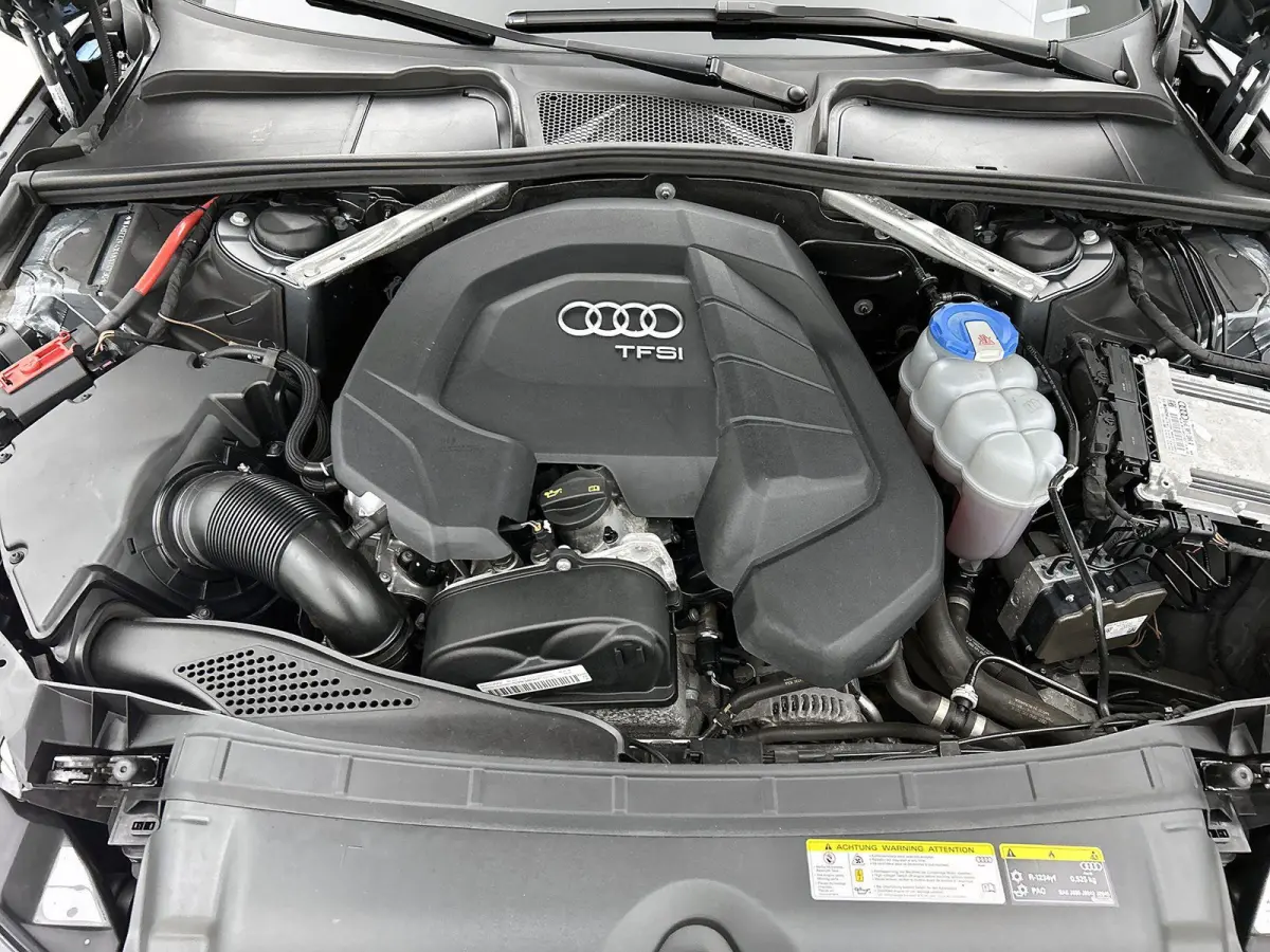 1.4 TFSI Sport S line black edition | Cruise Control | Massagefunctie | Achteruitrijcamera | Airco |