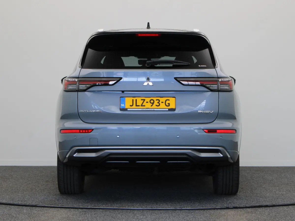 2.4 PHEV Instyle+ | Bruin lederen bekleding | Yamaha audio | Panoramadak | Stoelmassage |