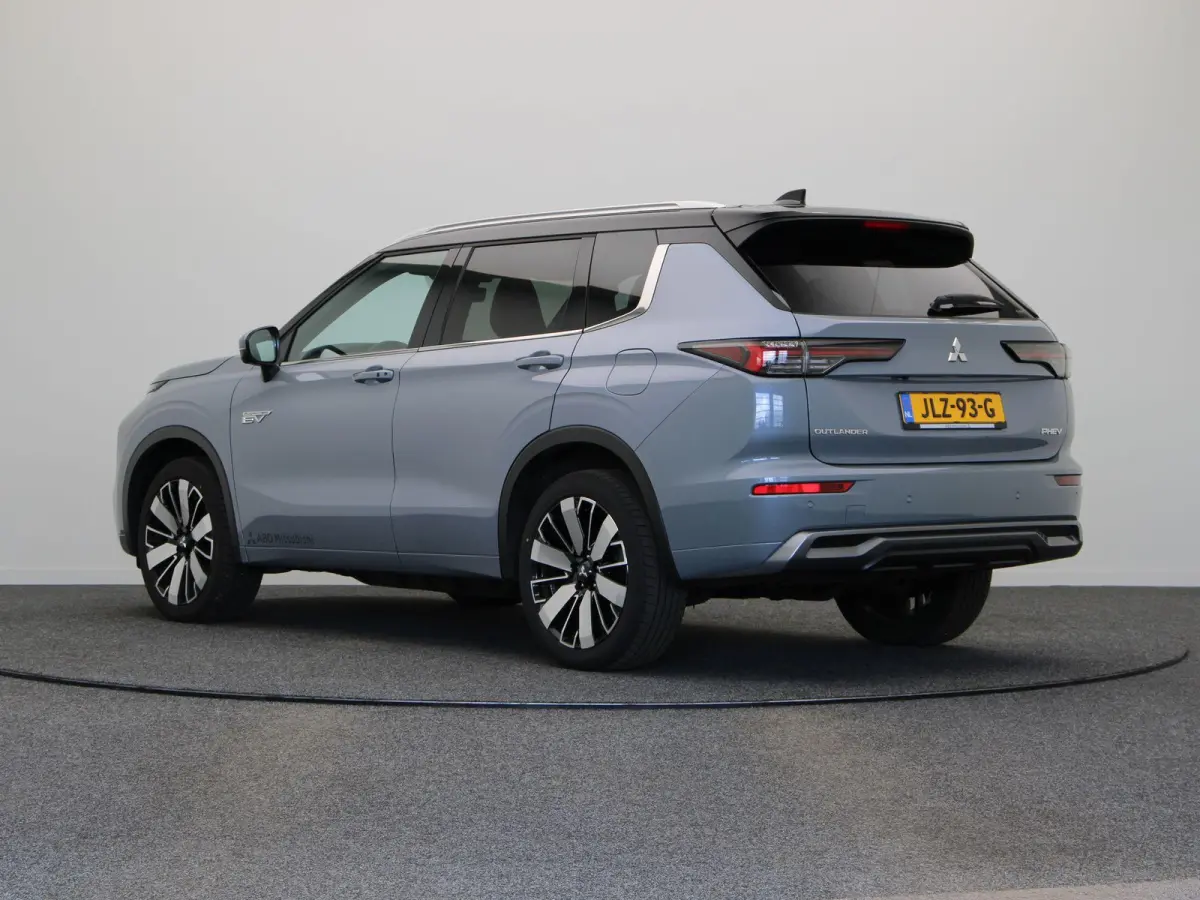 2.4 PHEV Instyle+ | Bruin lederen bekleding | Yamaha audio | Panoramadak | Stoelmassage |