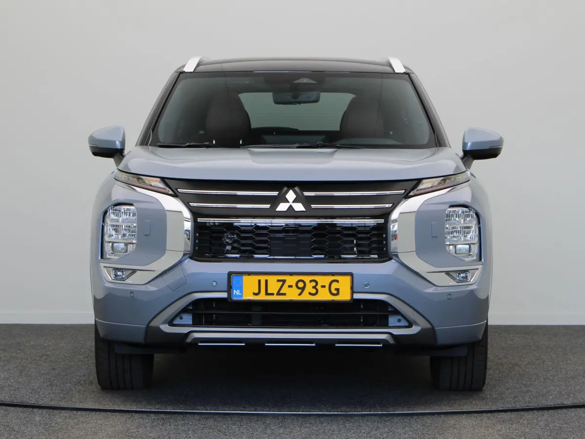 2.4 PHEV Instyle+ | Bruin lederen bekleding | Yamaha audio | Panoramadak | Stoelmassage |