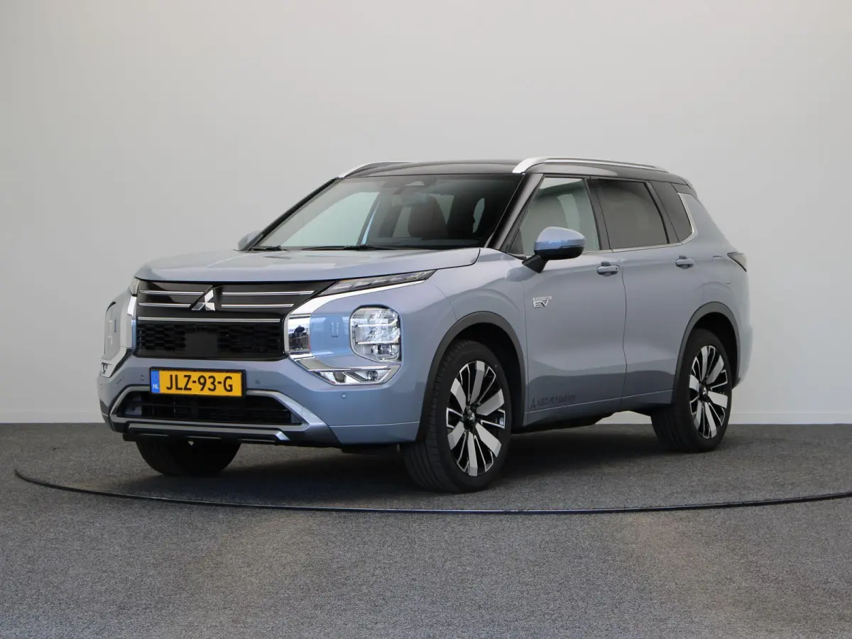 2.4 PHEV Instyle+ | Bruin lederen bekleding | Yamaha audio | Panoramadak | Stoelmassage |