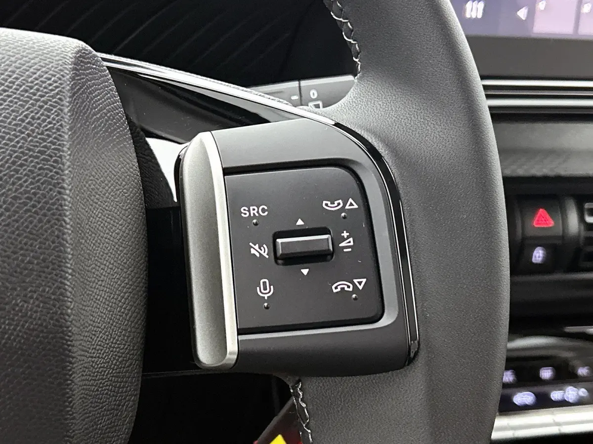1.2 Hybrid Max 145pk Automaat | 8 Jaar Garantie | Navigatie | Camera | Climate Control | Cruise Control | 17"LMV | LED | Dodehoekdetectie | Apple Carplay/Android Auto |
