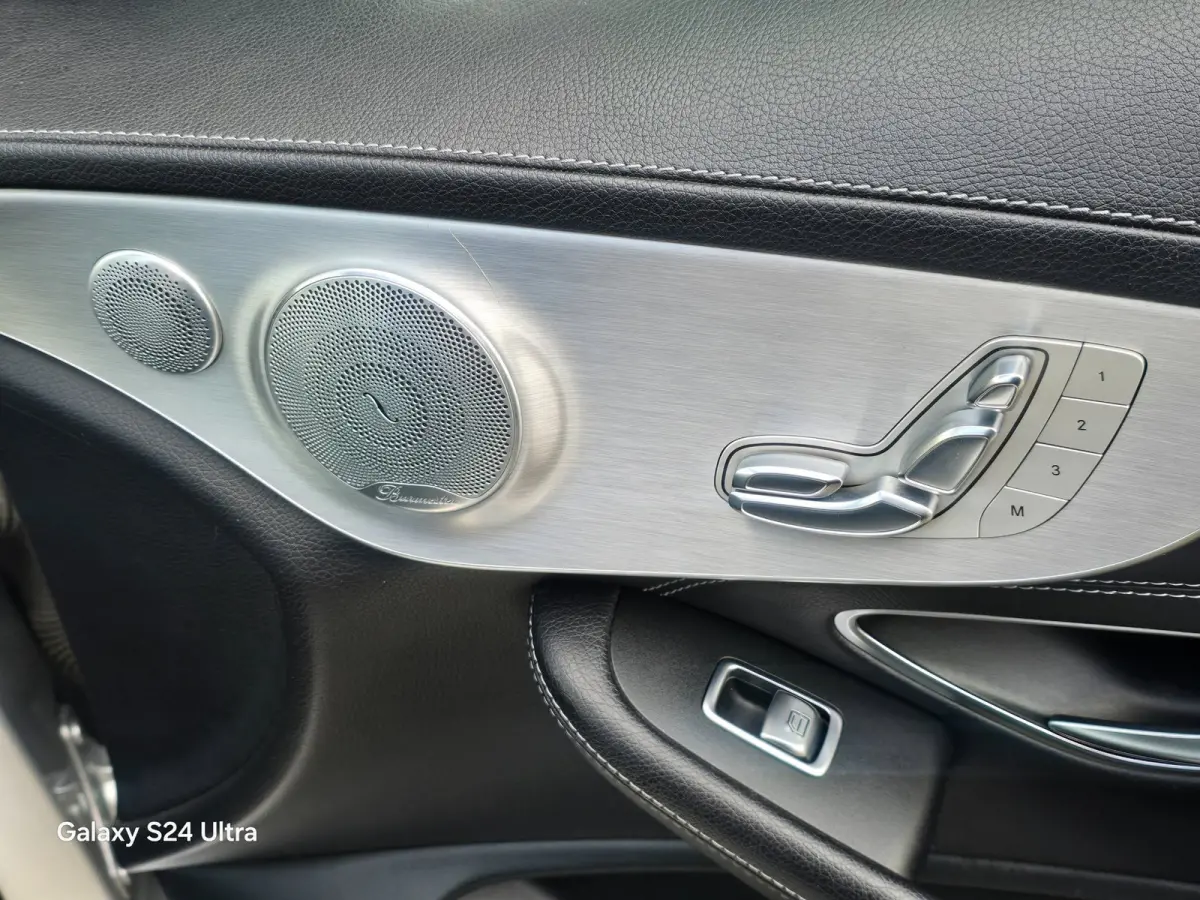 250 d Edition 1 / AUT / Navi / Camera / Memory / Elek Stoelen / Leder / BURMESTER / Open Pano / Cruis