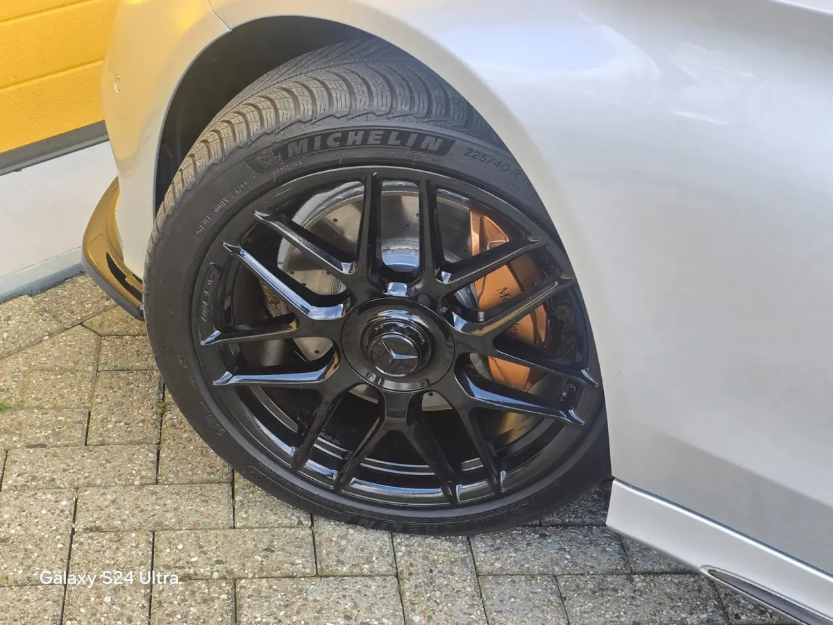 250 d Edition 1 / AUT / Navi / Camera / Memory / Elek Stoelen / Leder / BURMESTER / Open Pano / Cruis