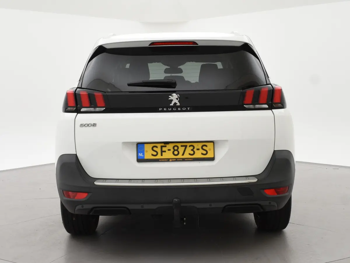1.2 130 PK AUT. 7-PERS PT ALLURE + TREKHAAK | CARPLAY | CAMERA | SFEERVERL.