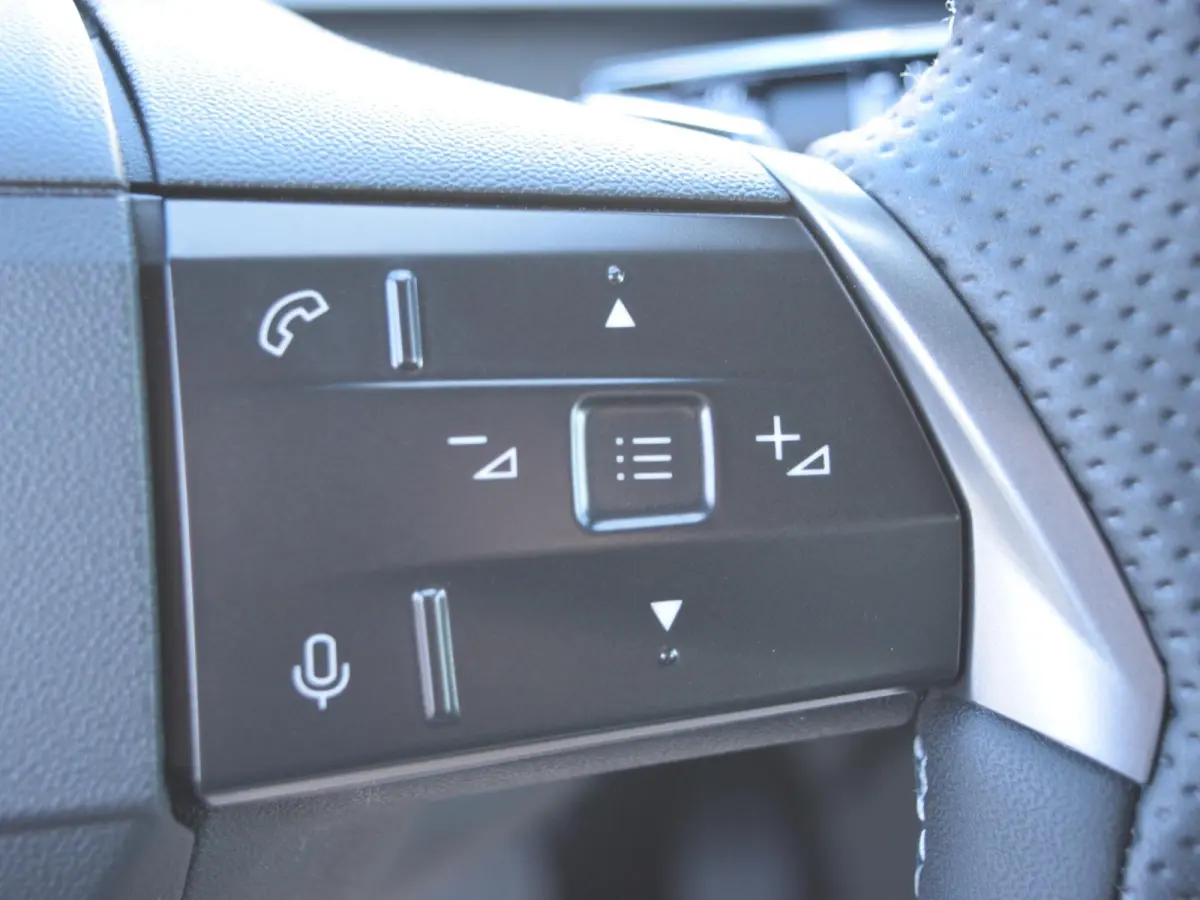 1.2 Turbo Hybrid Business Edition | UIT VOORRAAD LEVERBAAR | SCHUIF- KANTELDAK |
