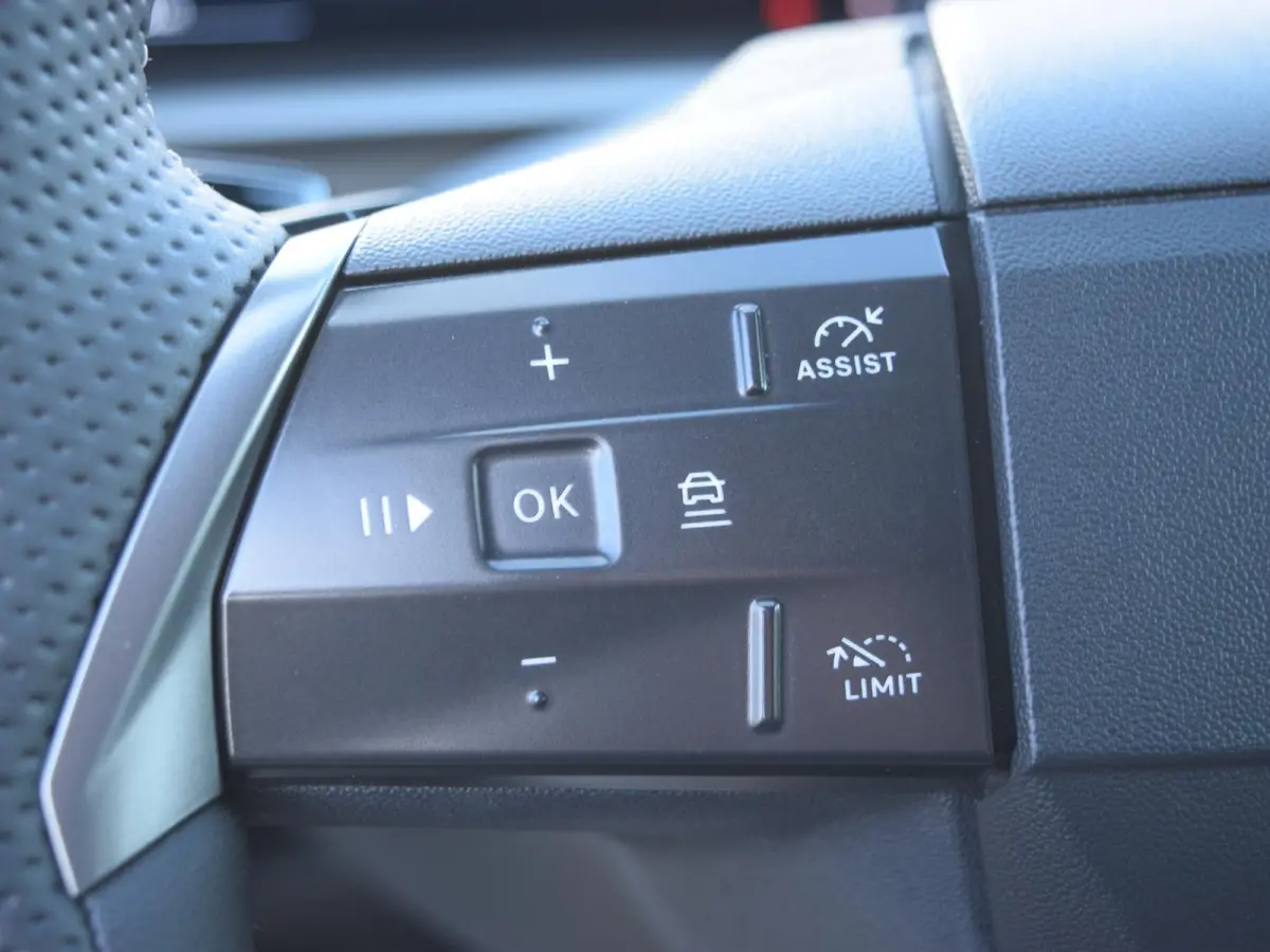 1.2 Turbo Hybrid Business Edition | UIT VOORRAAD LEVERBAAR | SCHUIF- KANTELDAK |
