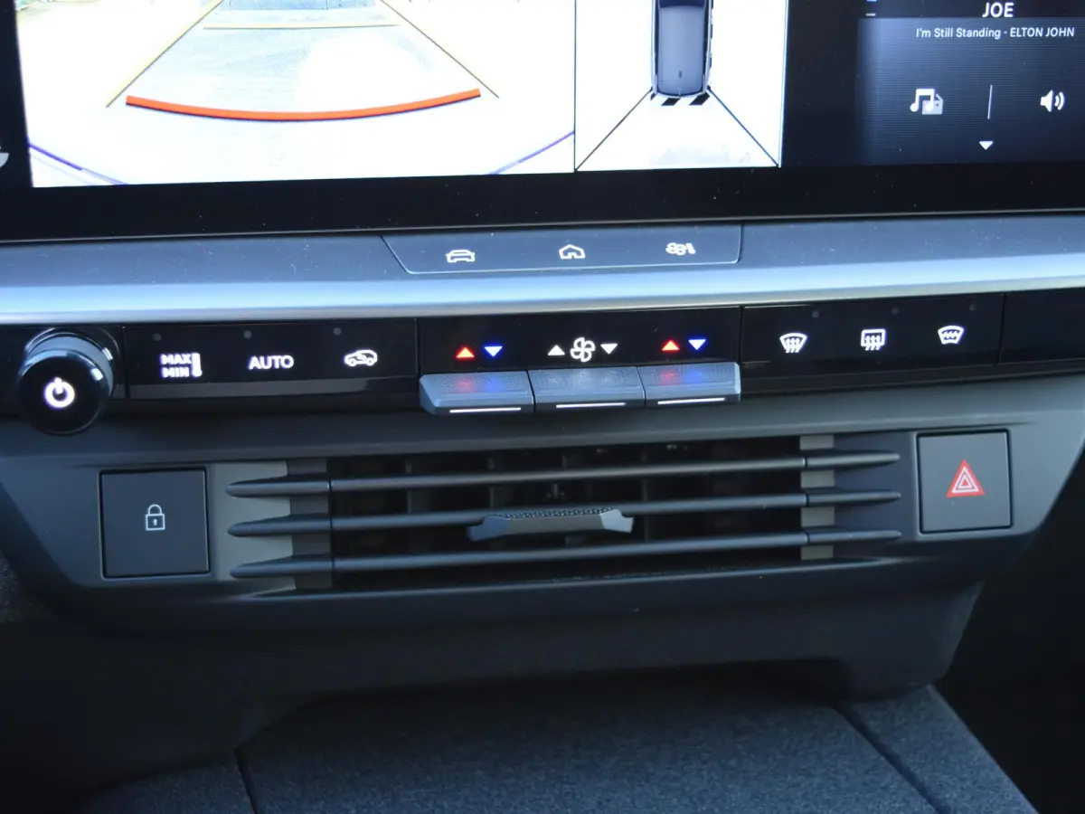 1.2 Turbo Hybrid Business Edition | UIT VOORRAAD LEVERBAAR | SCHUIF- KANTELDAK |