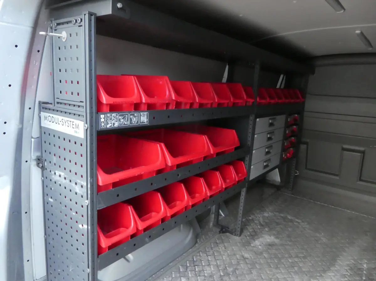 2.0 TDI 150pk, L2, Airco, Navigatie, Trekhaak, PDC, Trekhaak.