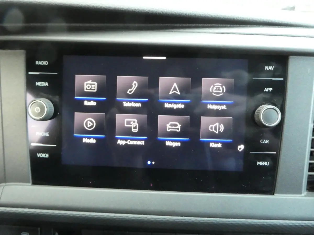 2.0 TDI 150pk, L2, Airco, Navigatie, Trekhaak, PDC, Trekhaak.