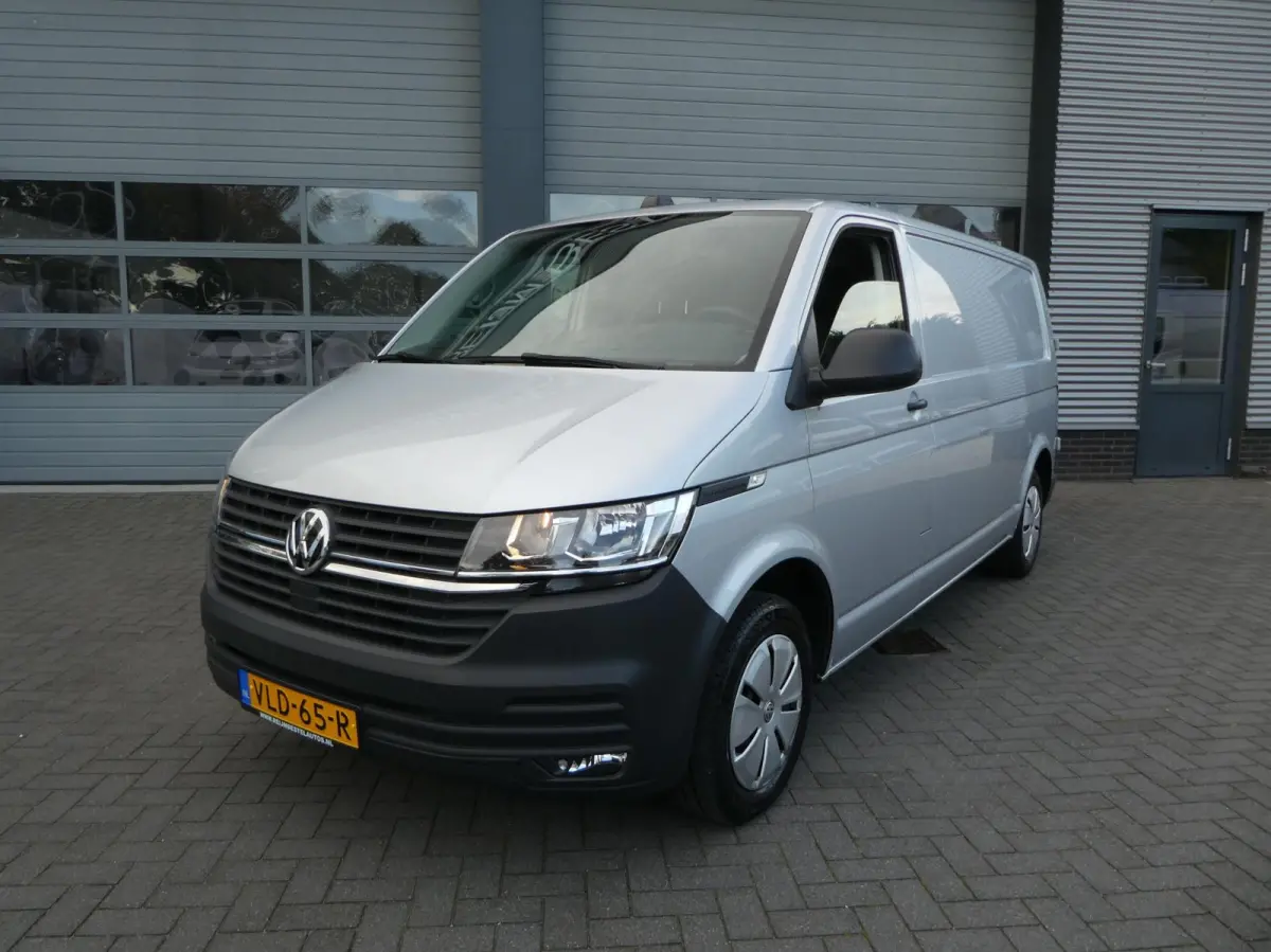 2.0 TDI 150pk, L2, Airco, Navigatie, Trekhaak, PDC, Trekhaak.