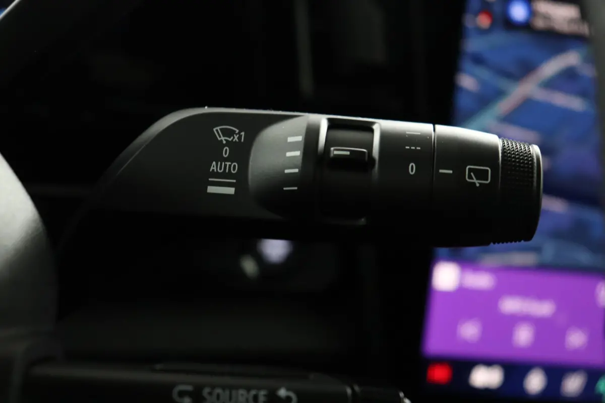 techno full hybrid E-Tech 200 | Trekhaak | Parkeercamera | Adapt. Cruise | Google Navigatie |