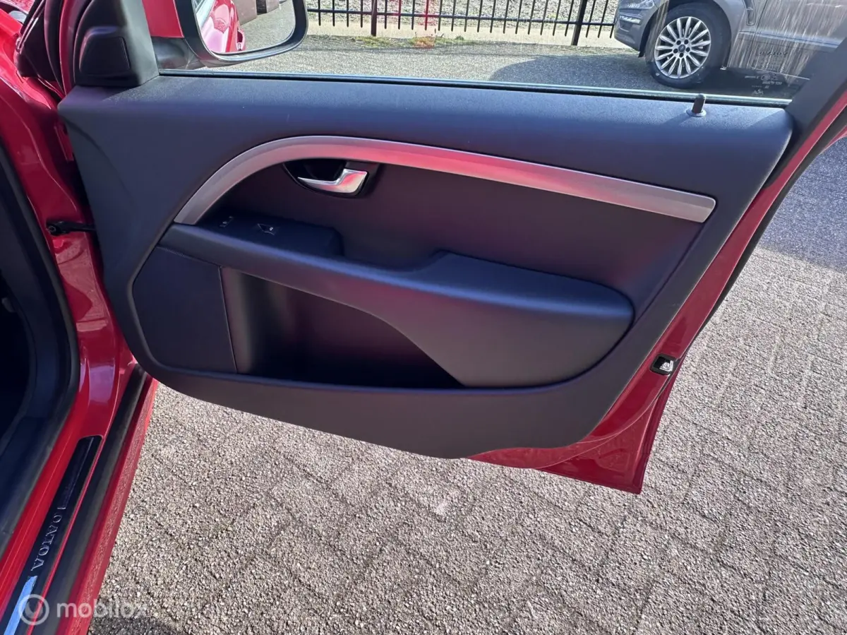 T5|5 Cilinder|Automaat|Connected Touch|Stoelverwarming|Navi|Bluetooth