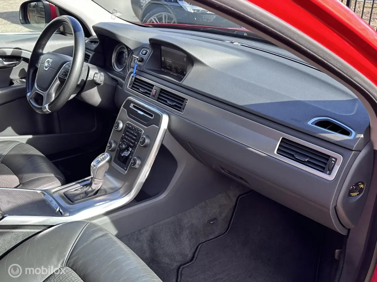 T5|5 Cilinder|Automaat|Connected Touch|Stoelverwarming|Navi|Bluetooth