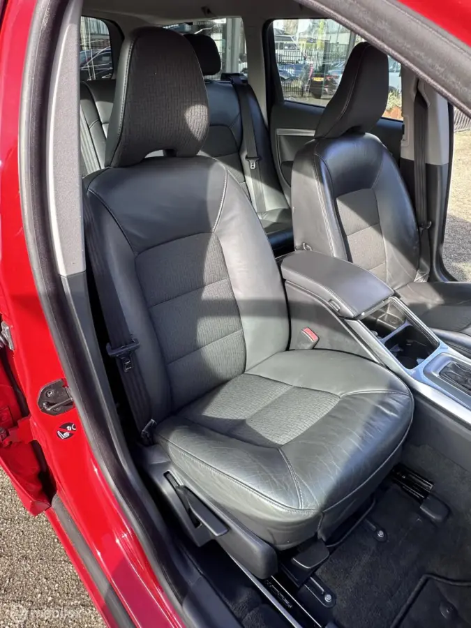 T5|5 Cilinder|Automaat|Connected Touch|Stoelverwarming|Navi|Bluetooth