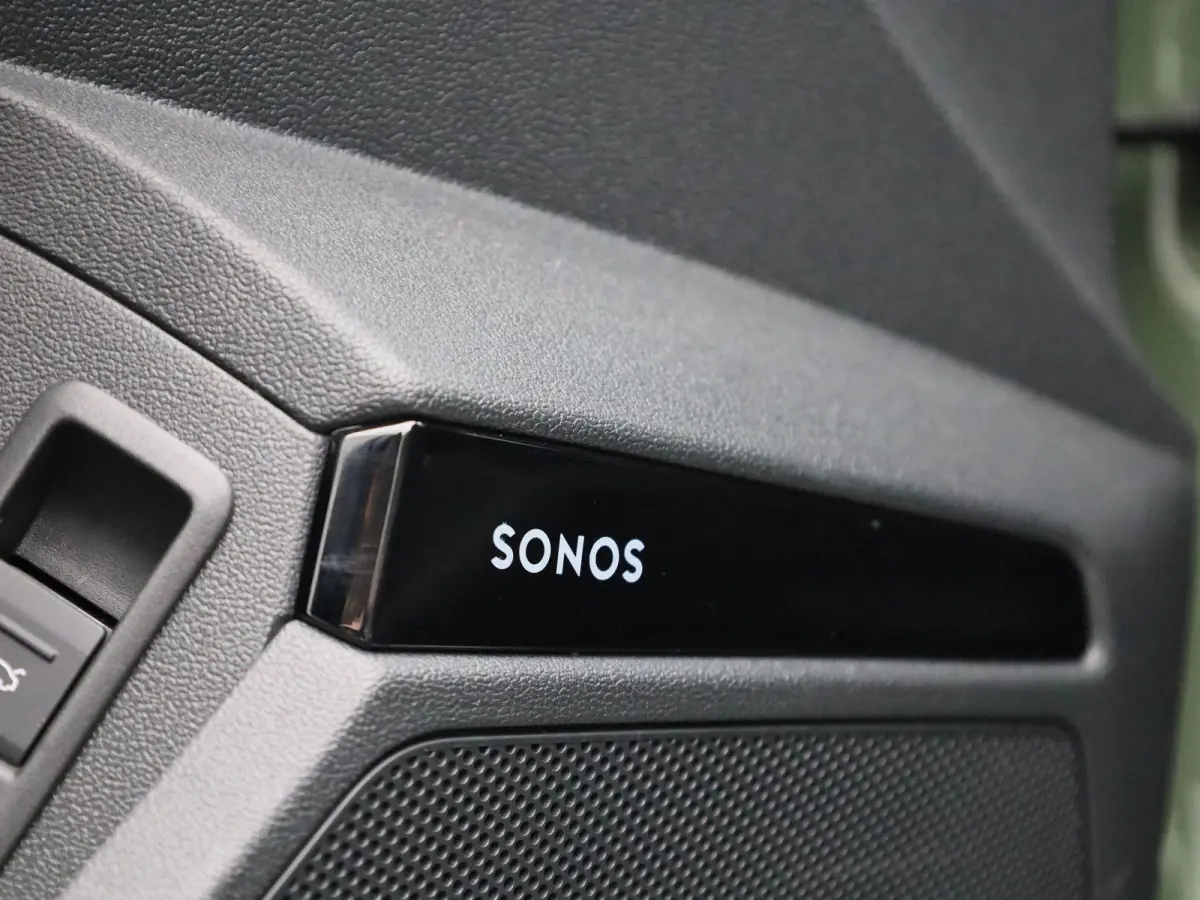 40 TFSI e Advanced edition l Adaptive cruise control l Climate control l Achteruitrijcamera l Navigatie l Stoelverwarming l Trekhaak l Dodehoekdetectie l Ledkoplampen l Sonos premium 3D l Li