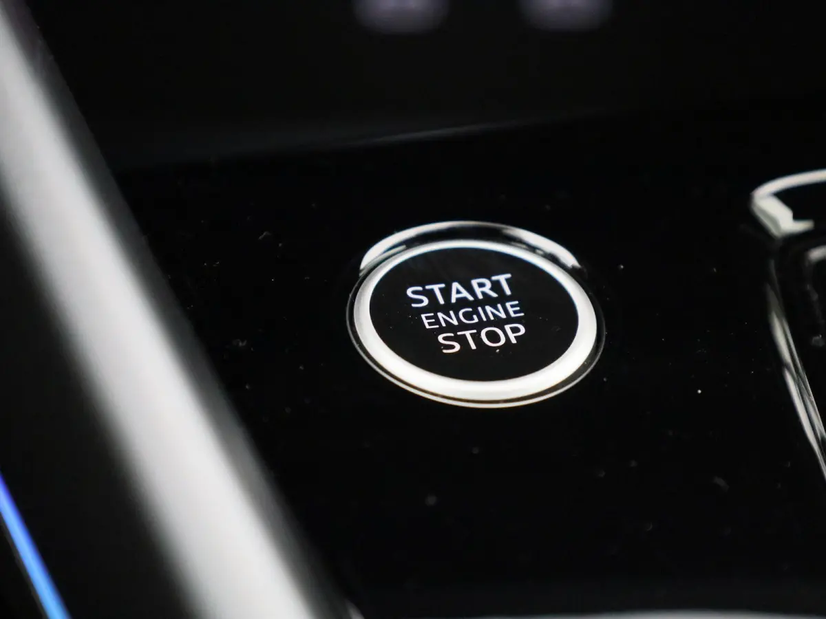 40 TFSI e Advanced edition l Adaptive cruise control l Climate control l Achteruitrijcamera l Navigatie l Stoelverwarming l Trekhaak l Dodehoekdetectie l Ledkoplampen l Sonos premium 3D l Li