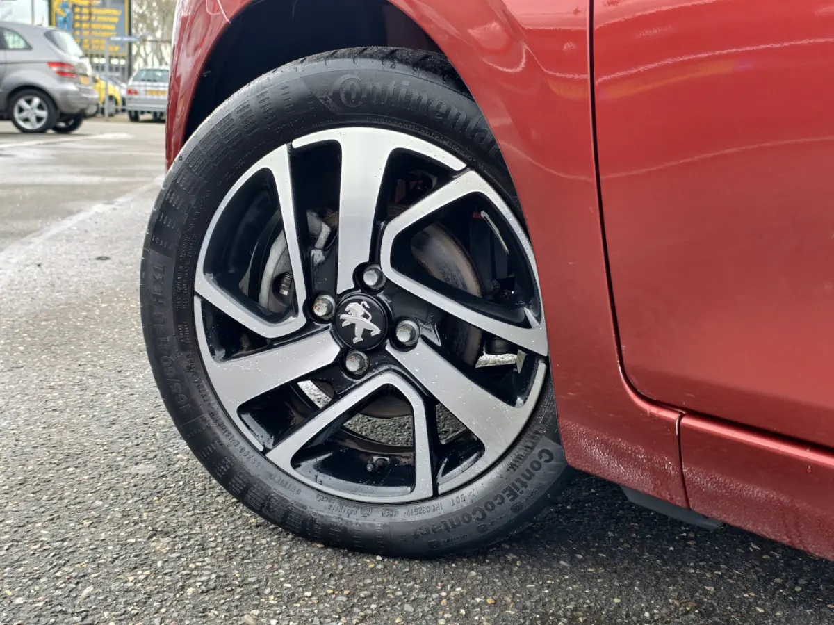 1.0 e-VTi Allure TOP! // AIRCO / CRUISE / CARPLAY / SCHUIFDAK / NAP / CAMERA