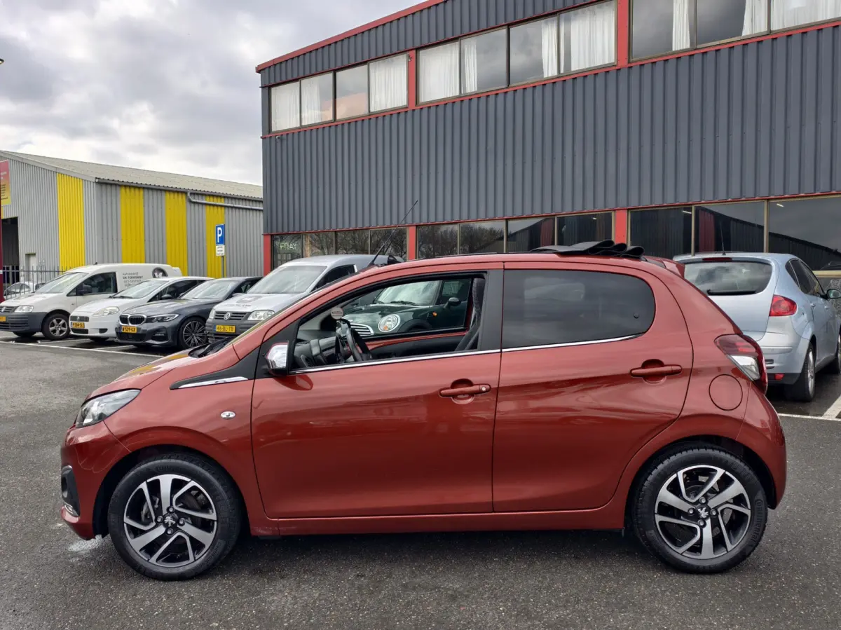 1.0 e-VTi Allure TOP! // AIRCO / CRUISE / CARPLAY / SCHUIFDAK / NAP / CAMERA