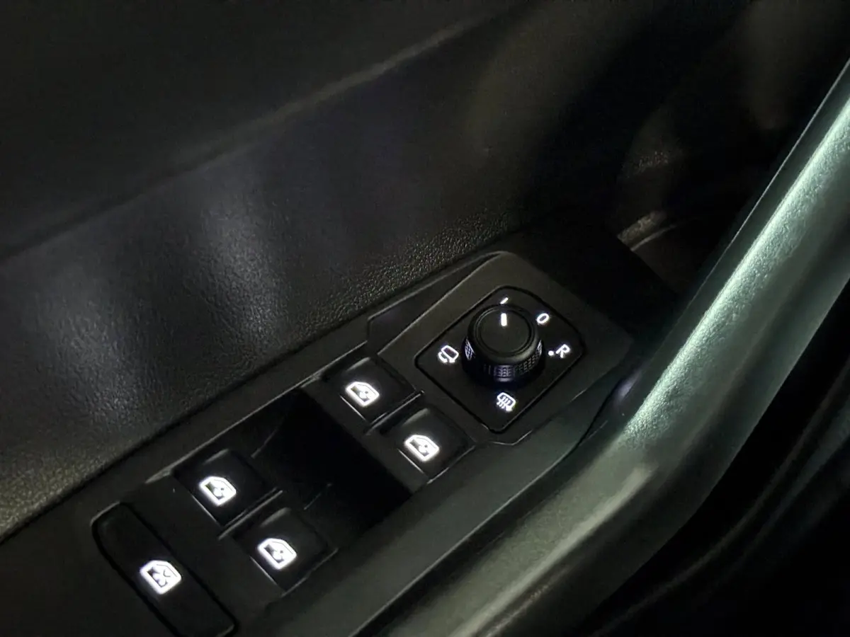 1.0 TSI Comfortline | CARPLAY | AIRCO