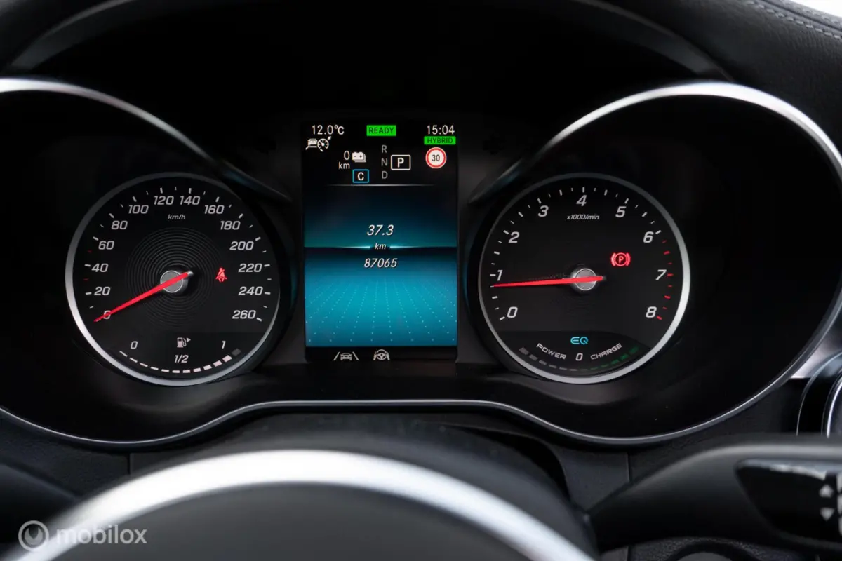 300 e Premium Plus Pack|Panorama dak|360° camera|Apple Carplay
