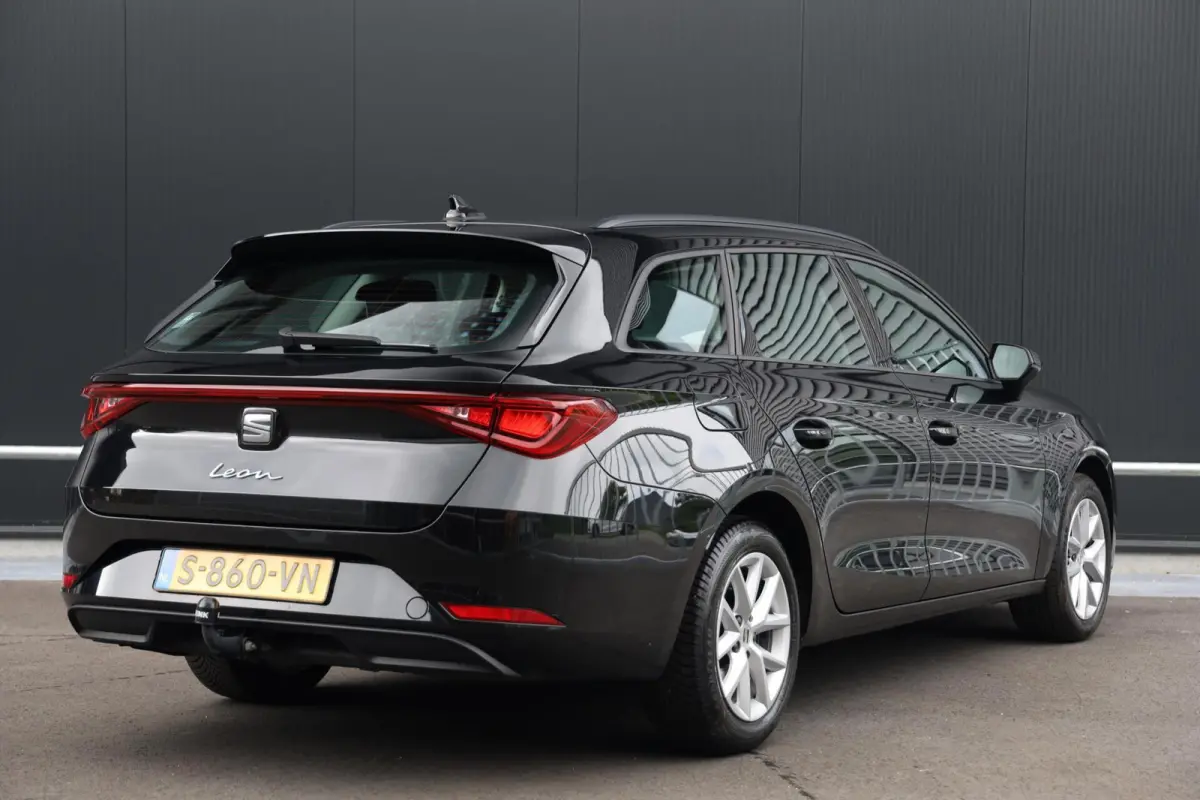 1.0 TSI Reference Trekhaak Fabrieksgarantie 06-2027 NL-Auto