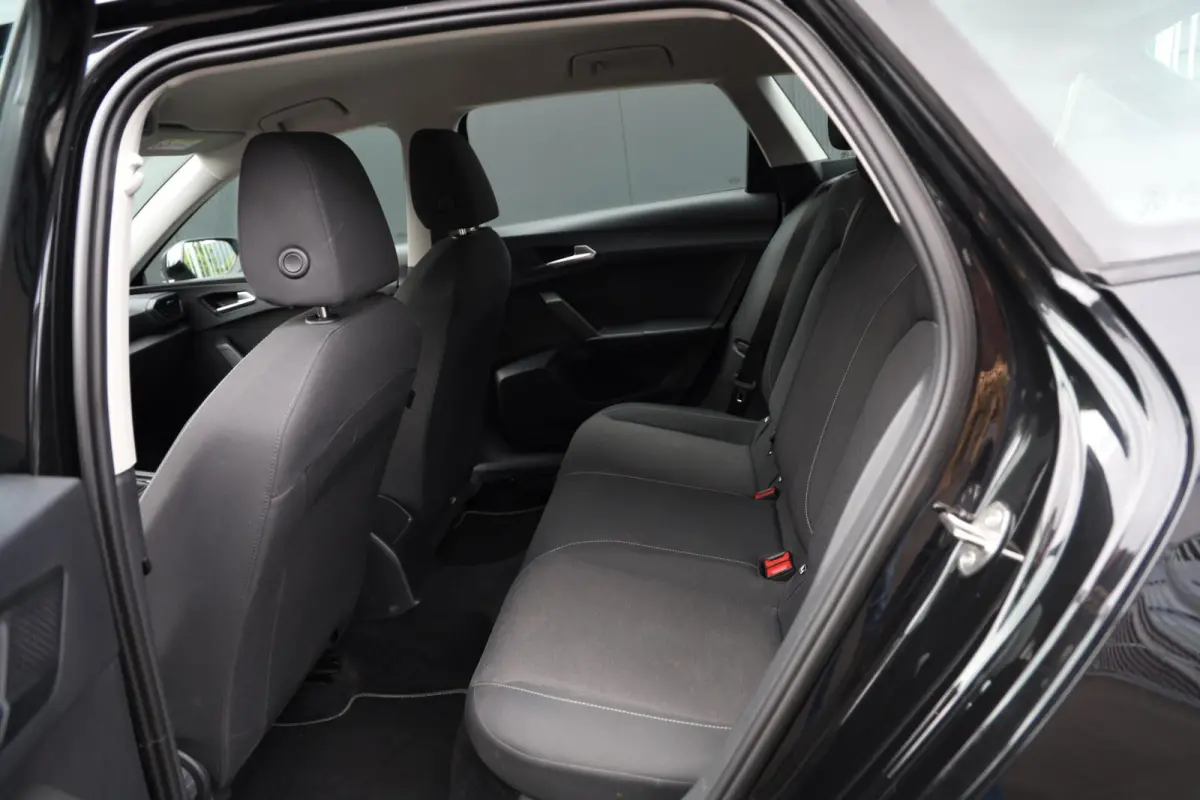 1.0 TSI Reference Trekhaak Fabrieksgarantie 06-2027 NL-Auto