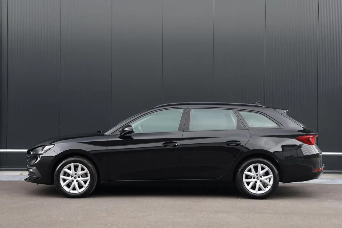 1.0 TSI Reference Trekhaak Fabrieksgarantie 06-2027 NL-Auto