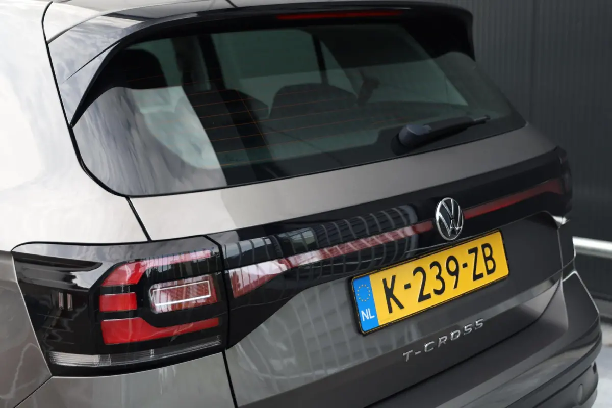 1.0 TSI 95pk Life Navigatie Airco Adaptieve Cruise 16 inch DAB+ CarPlay NL-Auto